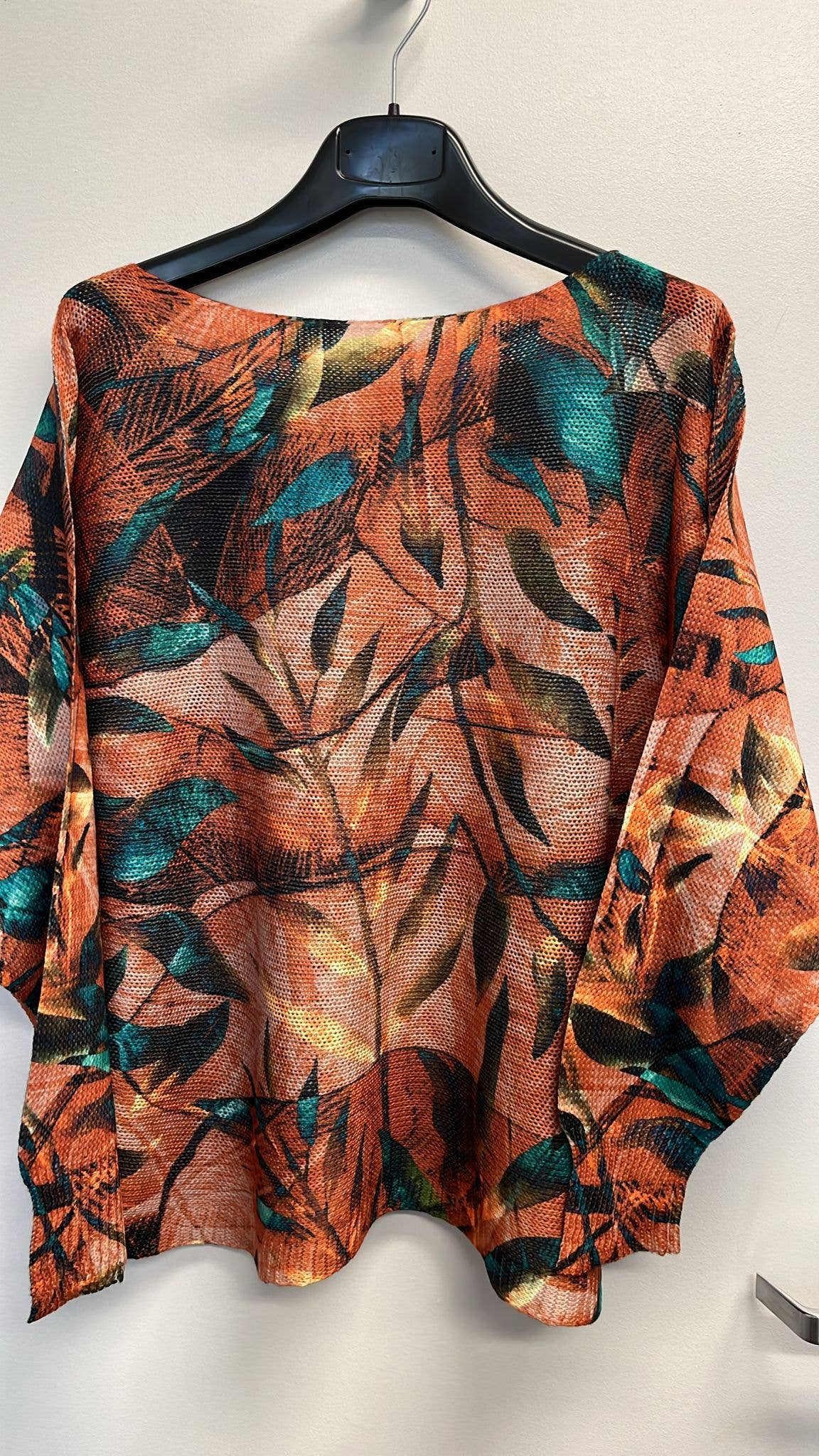 VI147 Rust Round Fall Neck Knit Printed Sweater LOOWIE