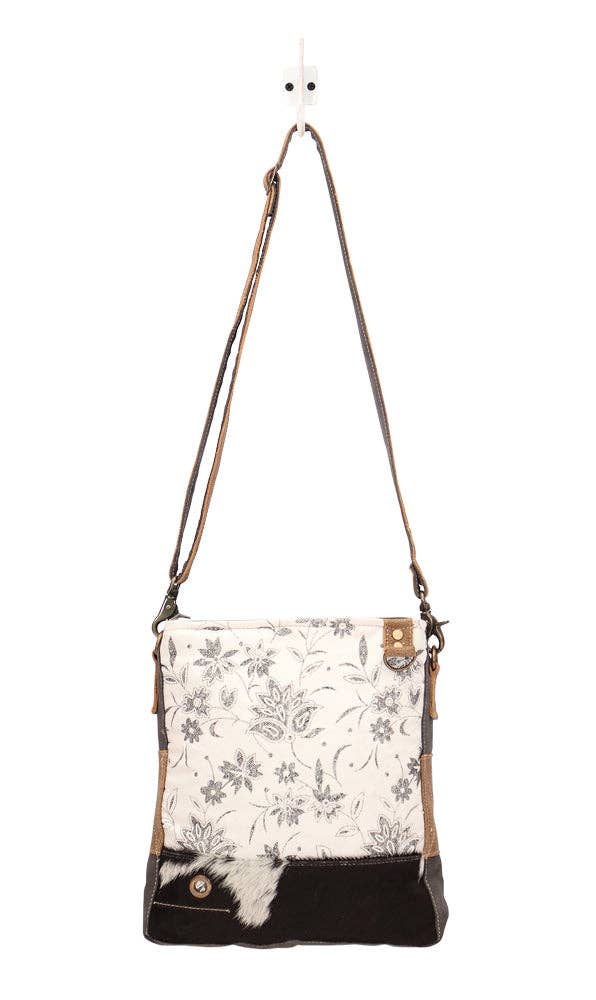 Albino Shoulder Myra Bag