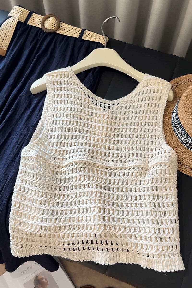 Buttoned Lace Top with Crochet Details: BEIGE / One Size
